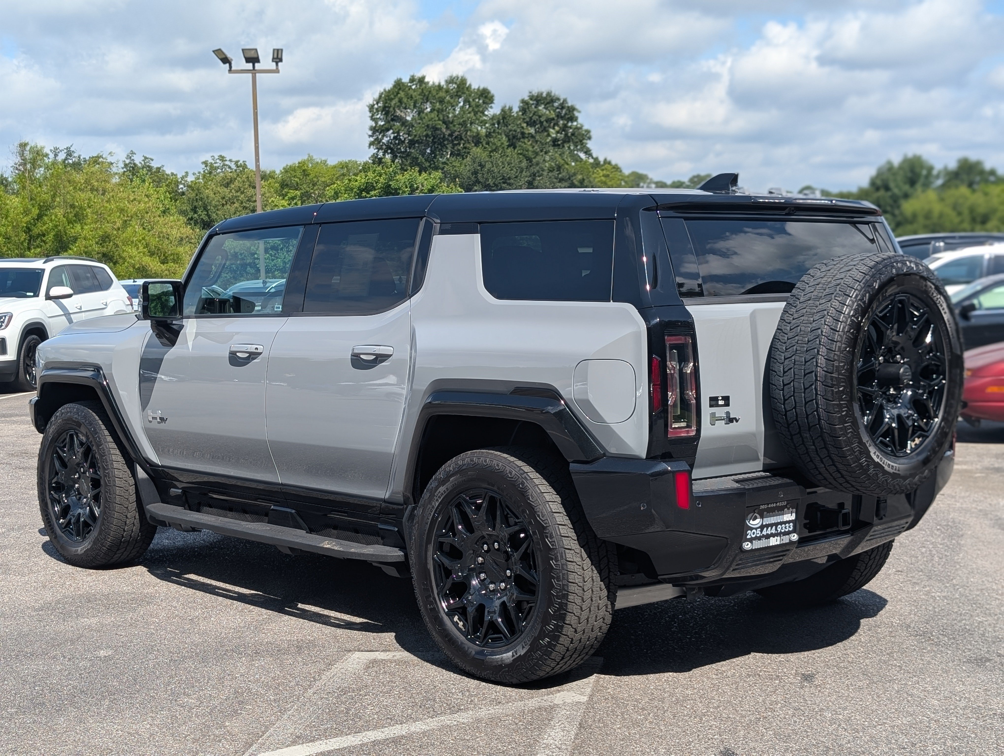Used 2025 GMC Hummer EV 2X AWD/4WD image 7