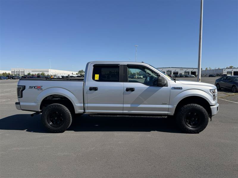 Used 2017 Ford F150 XL w/ Equipment Group 101A Mid AWD/4WD image 4