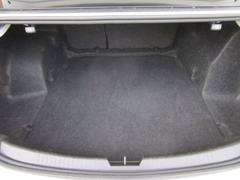 Used 2024 Chevrolet Malibu LT image 12