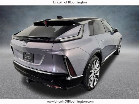 Used 2025 Cadillac Lyriq Luxury w/ Nappa Leather Package AWD/4WD image 6