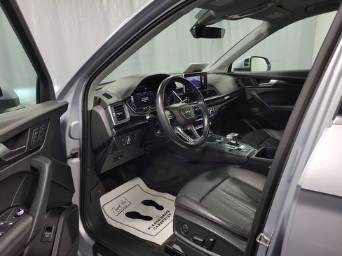 Used 2019 Audi Q5 2.0T Premium Plus w/ Premium Plus Package image 13