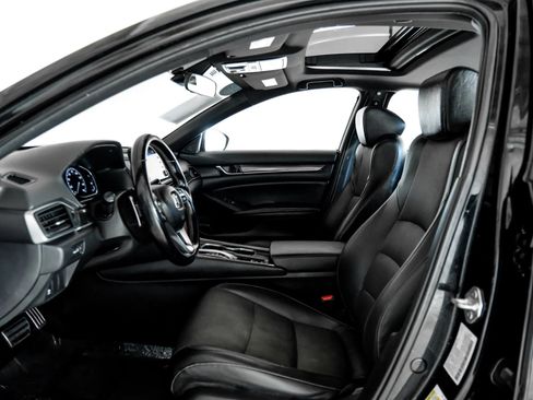 Used 2021 Honda Accord Sport image 3