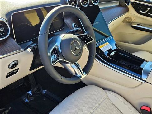 New 2026 Mercedes-Benz GLC 300 image 3
