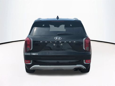 Used 2022 Hyundai Palisade Limited w/ Cargo Package FWD image 6