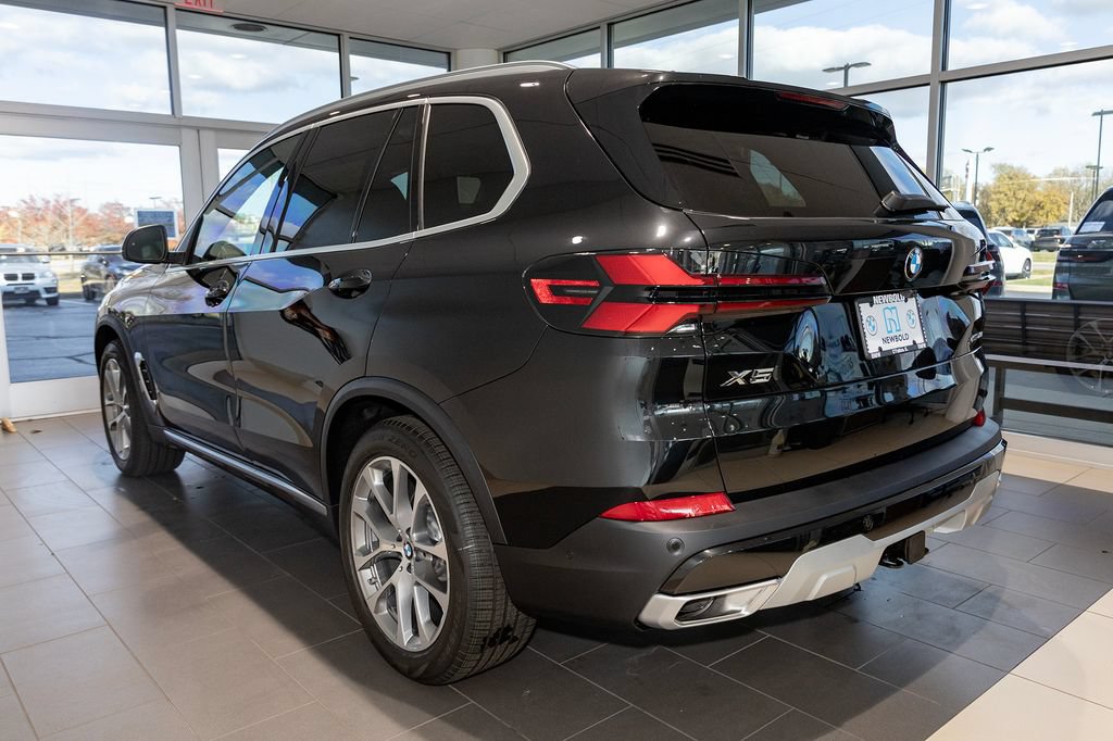 Used 2026 BMW X5 xDrive40i w/ Premium Package AWD/4WD image 4