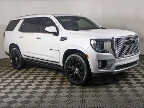 Used 2021 GMC Yukon Denali w/ Denali Premium Package image 69