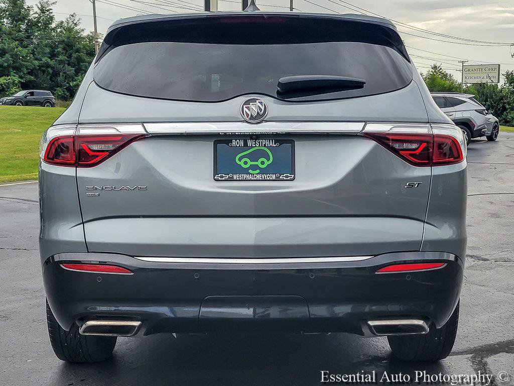 Certified 2023 Buick Enclave Essence w/ Experience Buick Package AWD/4WD image 6