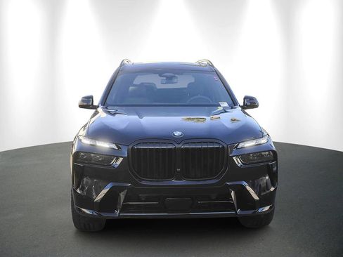Used 2026 BMW X7 xDrive40i w/ M Sport Package AWD/4WD image 2