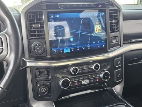 Used 2022 Ford F150 Lariat w/ Equipment Group 502A High image 9