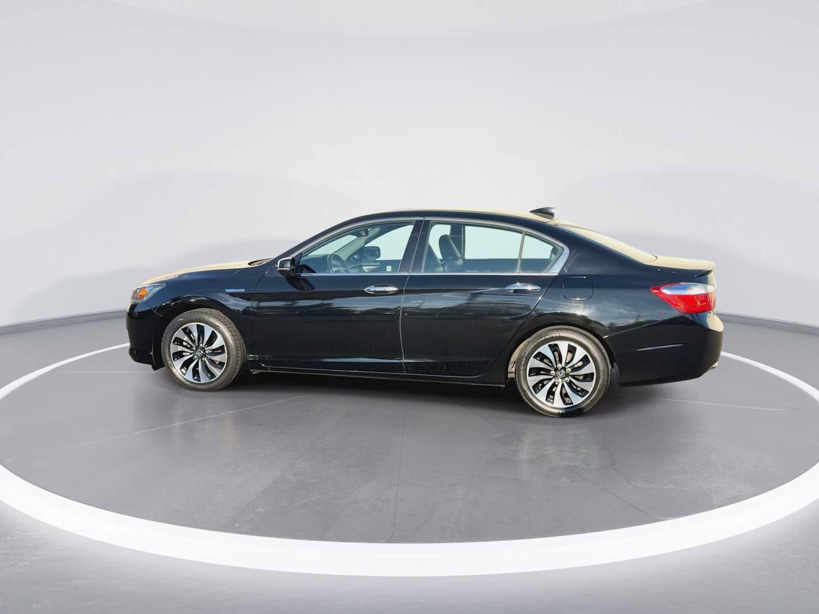 Used 2015 Honda Accord EX-L image 5