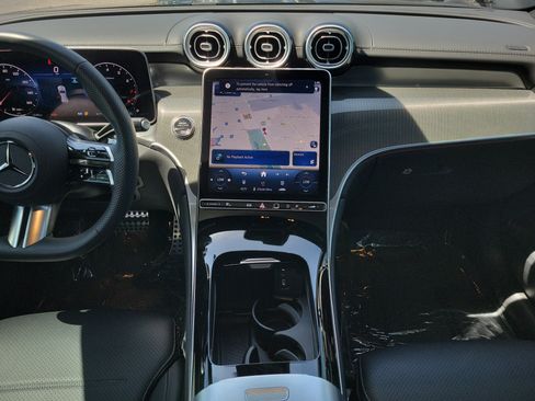 Certified 2026 Mercedes-Benz GLC 300 4MATIC image 18
