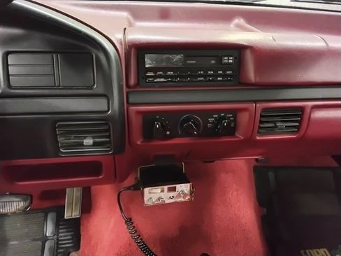 Used 1996 Ford F150 Lariat RWD image 12