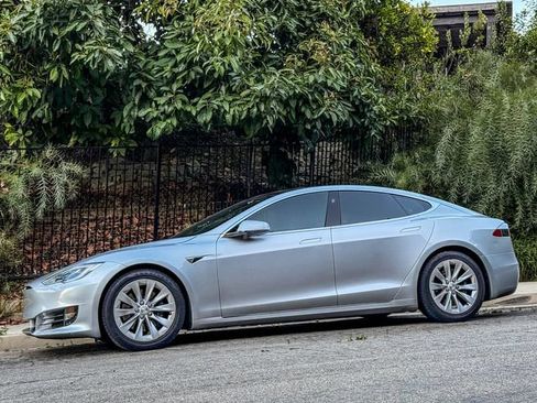 Used 2016 Tesla Model S 90D AWD/4WD image 15