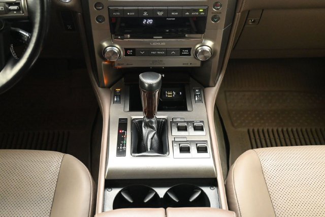 Used 2018 Lexus GX 460 Luxury w/ Preferred Accessory Package AWD/4WD image 25