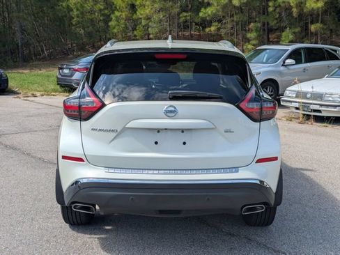 Used 2022 Nissan Murano SL FWD image 4