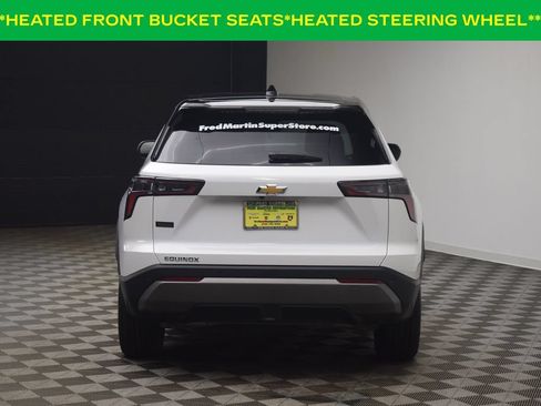 Used 2026 Chevrolet Equinox LT w/ Convenience Package II FWD image 9