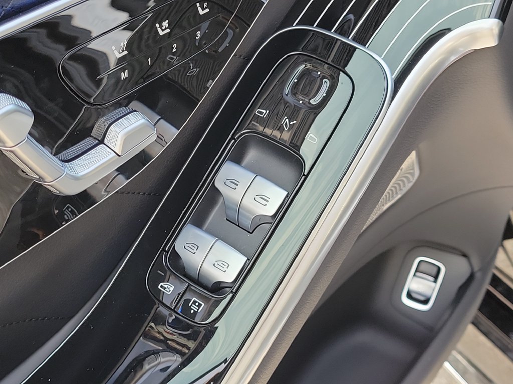 Used 2026 Mercedes-Benz S 500 4MATIC image 27