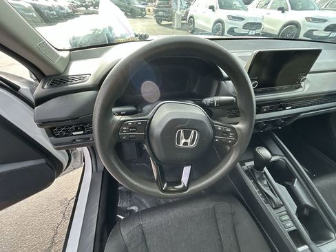 Certified 2023 Honda Accord EX image 14