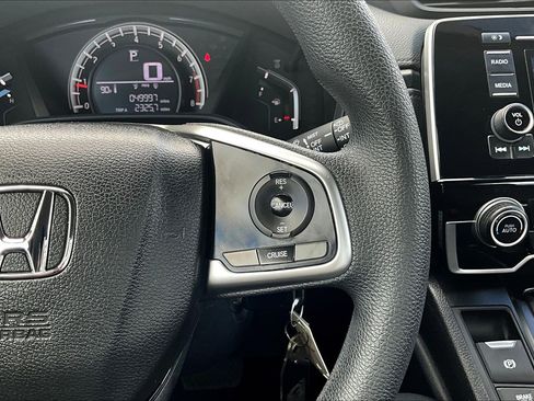 Used 2018 Honda CR-V LX image 20