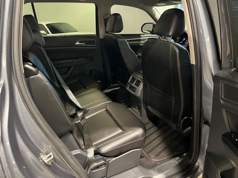 Used 2018 Volkswagen Atlas SEL w/ R-Line Package image 35