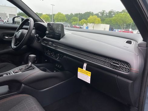Certified 2026 Honda HR-V Sport image 33