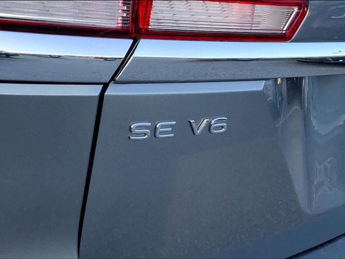 Used 2023 Volkswagen Atlas SE image 30