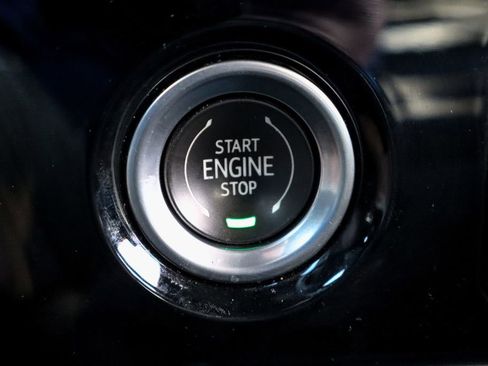 Certified 2023 Chevrolet Silverado 1500 RST image 24