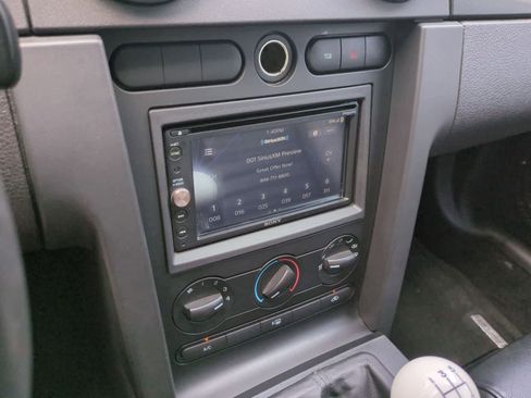Used 2007 Ford Mustang GT RWD image 26