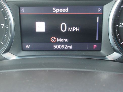 Used 2024 Chevrolet Equinox Premier FWD image 32