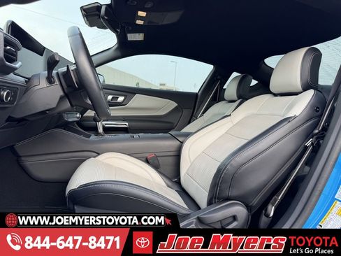Used 2024 Ford Mustang GT Premium image 27