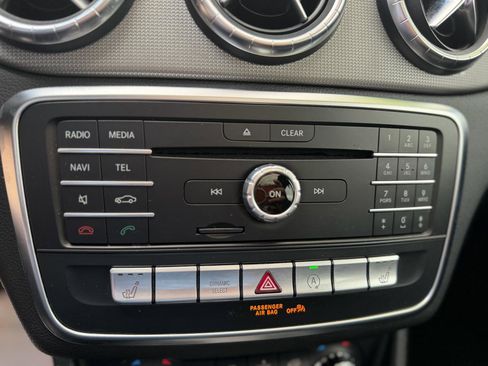 Used 2019 Mercedes-Benz CLA 250 4MATIC w/ Premium Package image 24