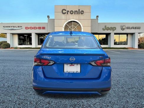 Used 2023 Nissan Versa SR w/ Trunk Package image 4