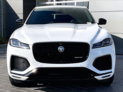 Certified 2025 Jaguar F-PACE R-Dynamic S AWD/4WD image 2