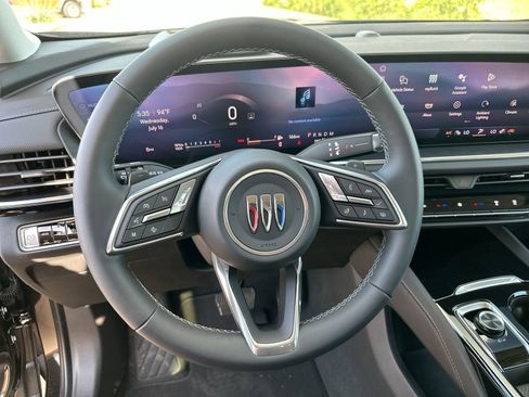 New 2025 Buick Envision Preferred image 14