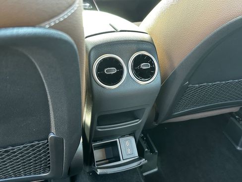 New 2025 Mercedes-Benz GLB 35 AMG 4MATIC image 26