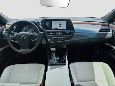 Used 2025 Lexus ES 350 w/ Premium Package FWD image 16