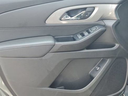 Certified 2023 Chevrolet Traverse LT FWD image 23