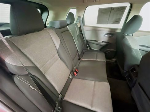 Used 2023 Nissan Rogue SV image 26