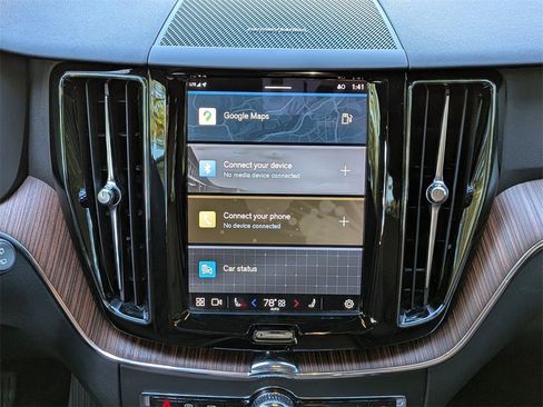 Certified 2023 Volvo XC60 B5 Plus w/ Protection Package Premier image 19