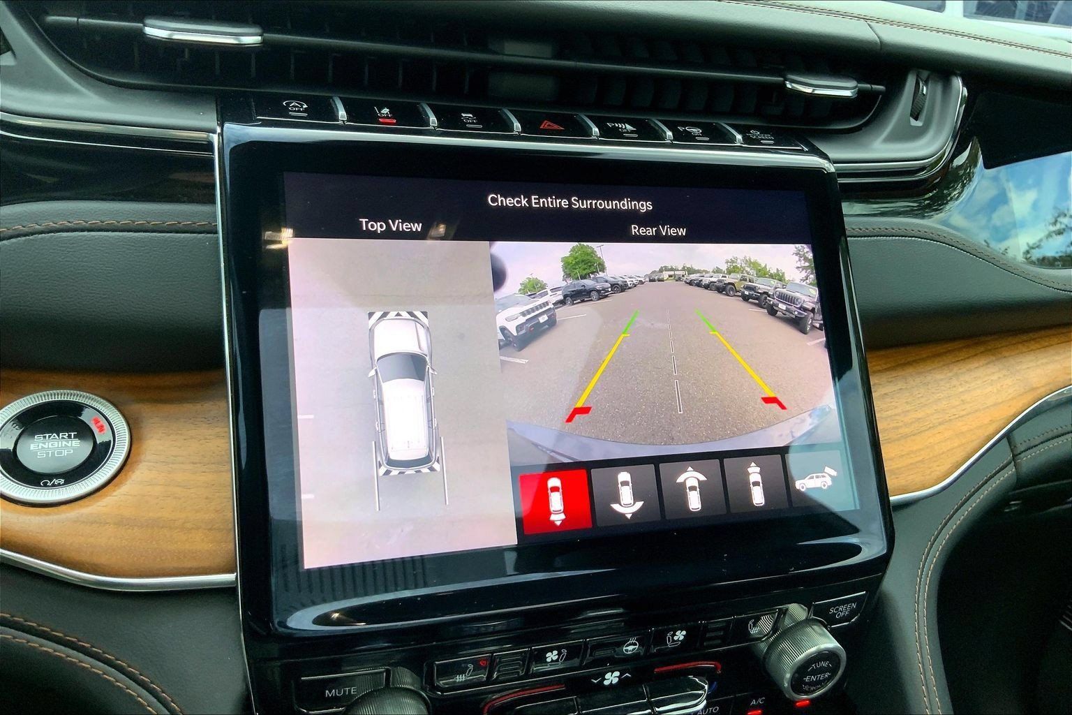 Certified 2025 Jeep Grand Cherokee L Summit AWD/4WD image 28