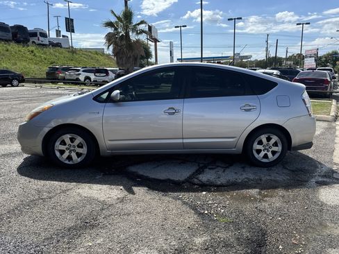 Used 2008 Toyota Prius FWD image 6