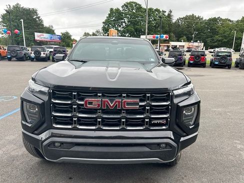 Used 2024 GMC Canyon AT4 w/ Canyon Safety Plus Package AWD/4WD image 2