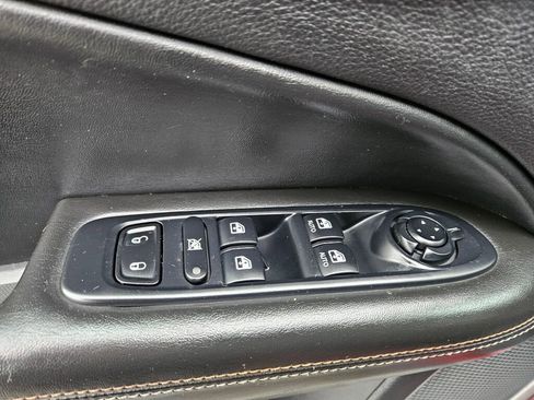 Used 2020 Jeep Compass Sport image 24