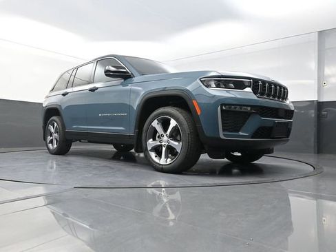 New 2026 Jeep Grand Cherokee Limited image 19