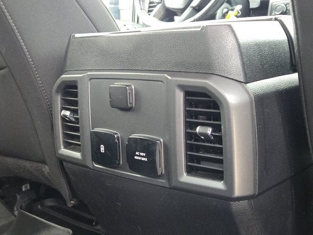 Used 2018 Ford F150 XLT w/ Equipment Group 302A Luxury AWD/4WD image 9