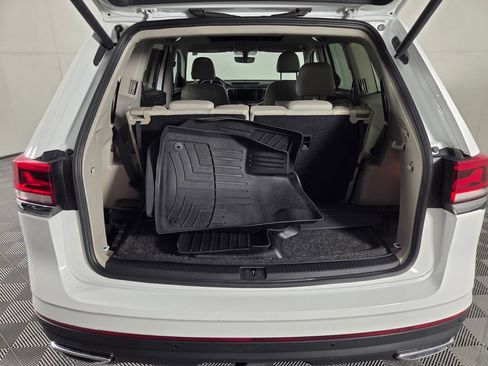 Used 2021 Volkswagen Atlas SE w/ Panoramic Sunroof Package FWD image 30