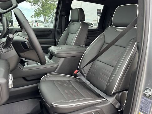 New 2026 GMC Sierra 2500 AT4X AWD/4WD image 23