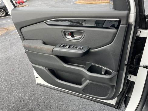 New 2026 Honda Pilot Sport image 13