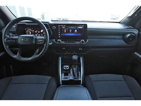 Used 2024 Chevrolet Colorado Trail Boss w/ Advanced Trailering Package image 12