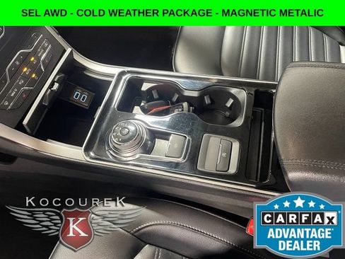 Used 2019 Ford Edge SEL AWD/4WD image 17